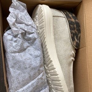 Britt - Cream Cheetah Hey Dudes